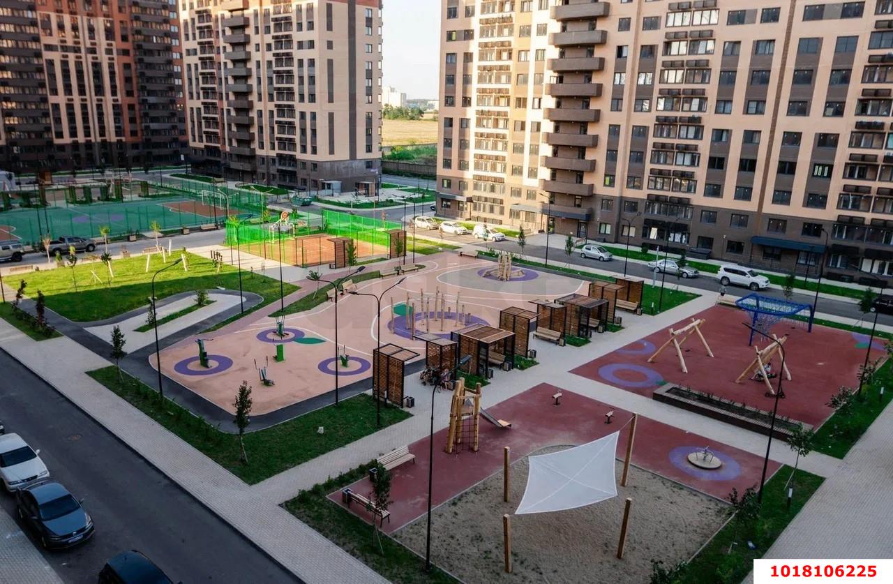 Фото №3: 1-комнатная квартира 36&nbsp;м², 10/10&nbsp;эт. - Краснодар, Карасунский внутригородской округ, мкр. ЖК Смородина, ул. имени Владимира Жириновского, 3