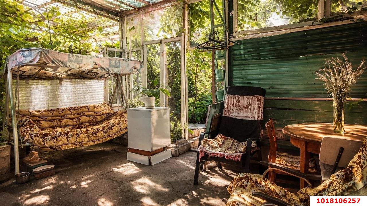 Фото №2: Часть дома 40&nbsp;м² + 1&nbsp;сот., 1&nbsp;эт. - Краснодар, мкр. Западный внутригородской округ, ул. Клубная, 12А