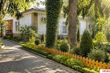 Фото №1: Часть дома 40 м² + 1 сот., 1 эт. - Краснодар, мкр. Западный внутригородской округ, ул. Клубная, 12А