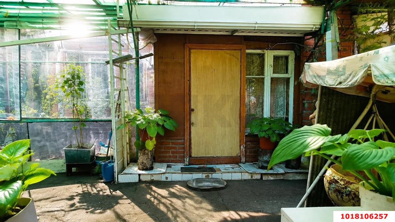 Фото №4: Часть дома 40&nbsp;м² + 1&nbsp;сот., 1&nbsp;эт. - Краснодар, мкр. Западный внутригородской округ, ул. Клубная, 12А