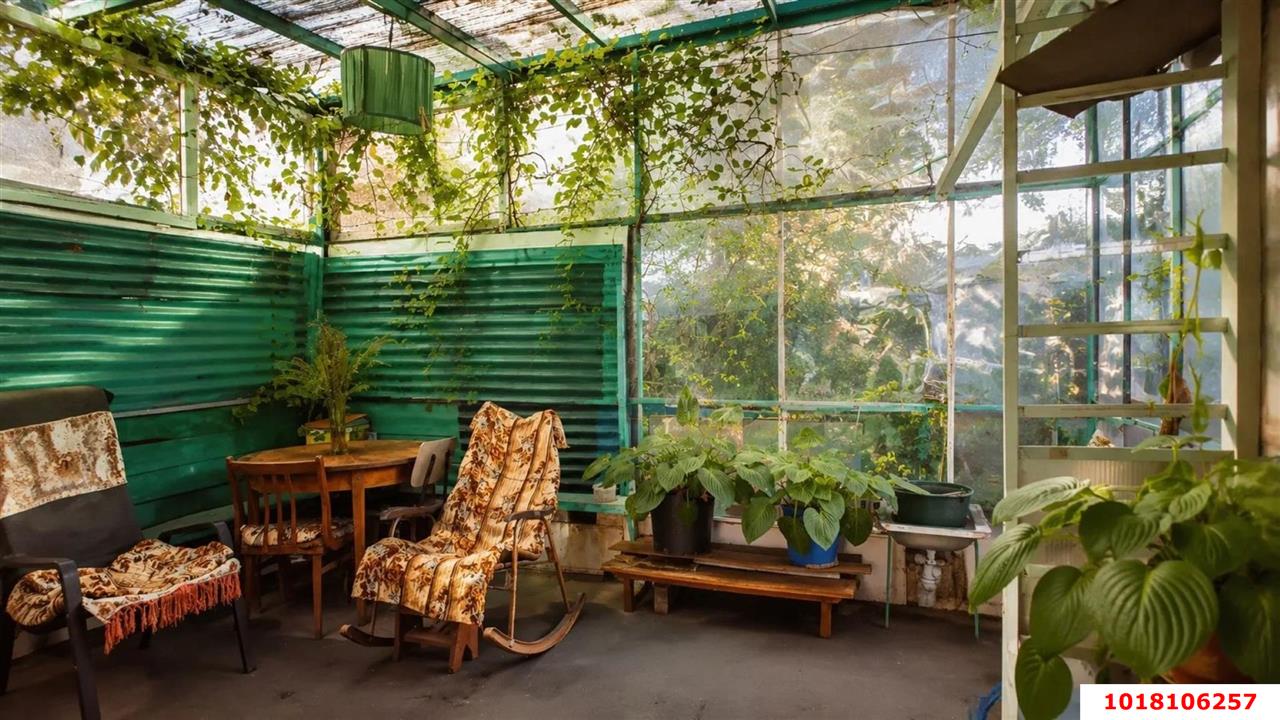 Фото №3: Часть дома 40&nbsp;м² + 1&nbsp;сот., 1&nbsp;эт. - Краснодар, мкр. Западный внутригородской округ, ул. Клубная, 12А