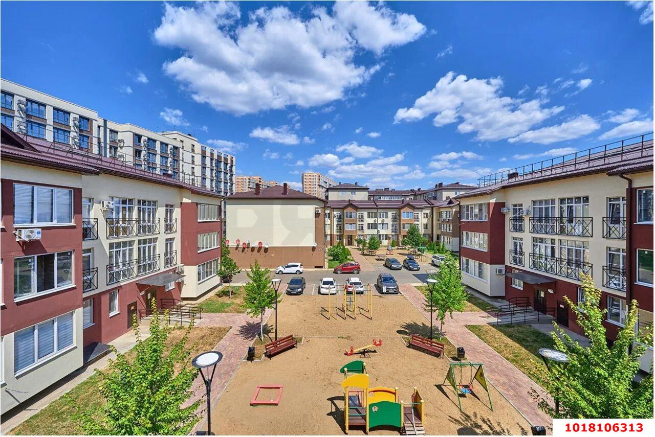 Фото №1: 3-комнатная квартира 57&nbsp;м², 3/3&nbsp;эт. - Краснодар, Прикубанский внутригородской округ, мкр. жилой комплекс Усадьба, ул. имени Валерия Вишневецкого, 11к2