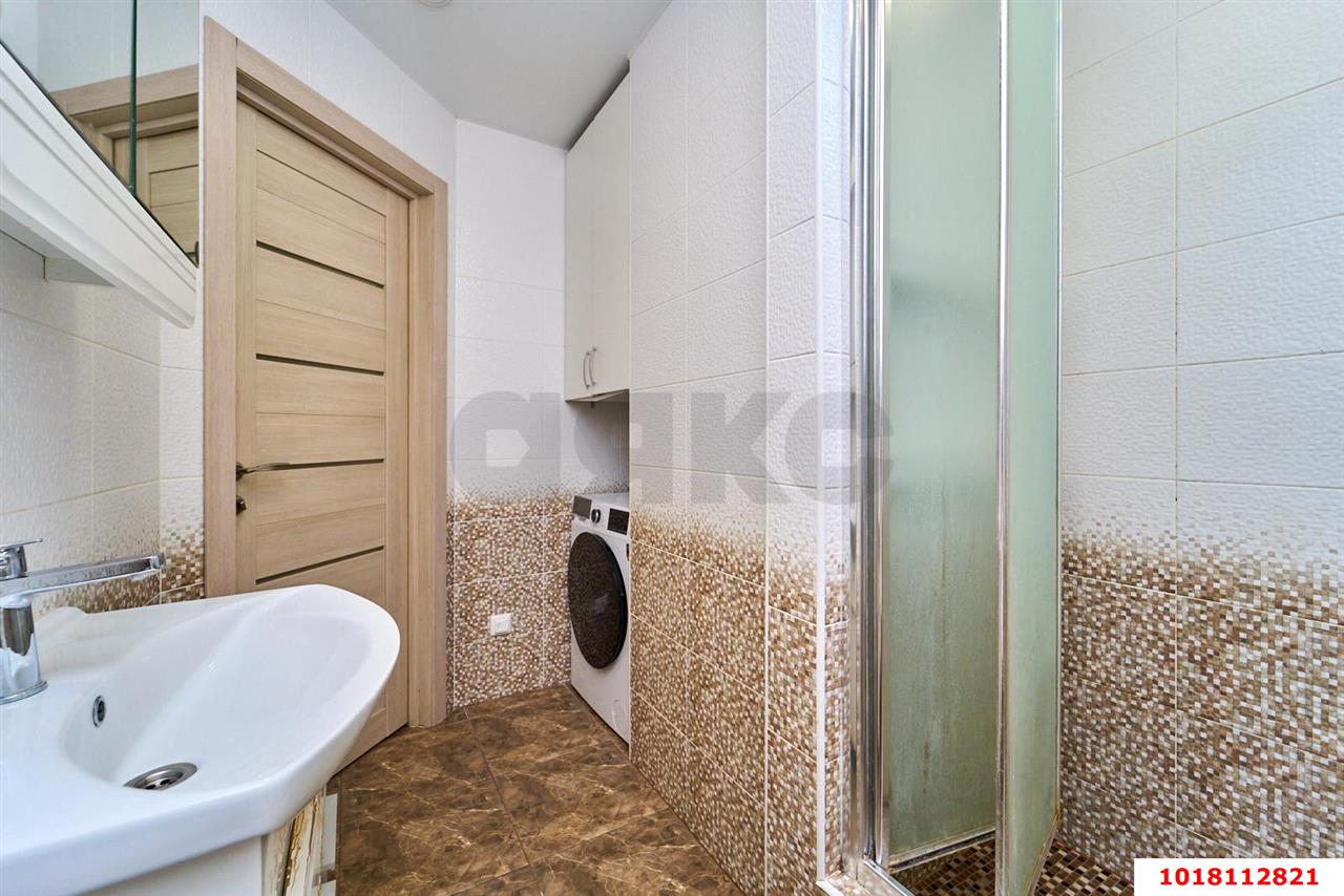 Фото №14: 3-комнатная квартира 60&nbsp;м², 1/5&nbsp;эт. - Краснодар, Центральный внутригородской округ, мкр. Завод Измерительных Приборов, ул. Колхозная, 63
