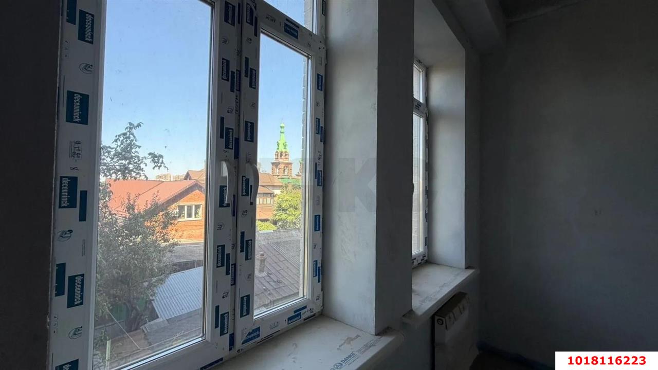 Фото №9: 3-комнатная квартира 165&nbsp;м², 3/9&nbsp;эт. - Краснодар, Западный внутригородской округ, мкр. Центральный, ул. Чкалова, 8