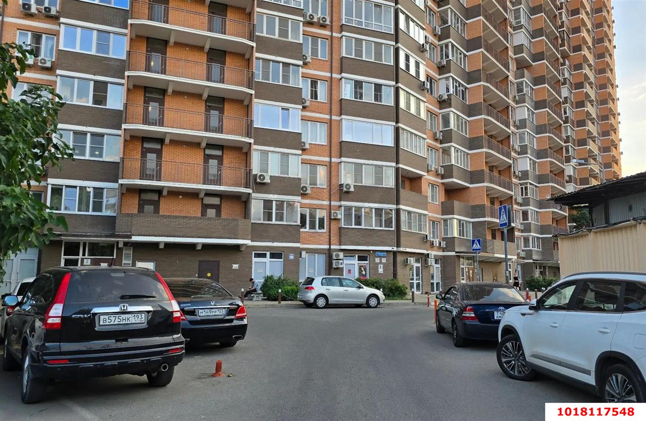 Фото №4: Торговое помещение 80&nbsp;м², 1/23&nbsp;эт. - Краснодар, Центральный внутригородской округ, Черёмушки, мкр. ЖК Солнечный Остров, ул. Ставропольская, 336/6
