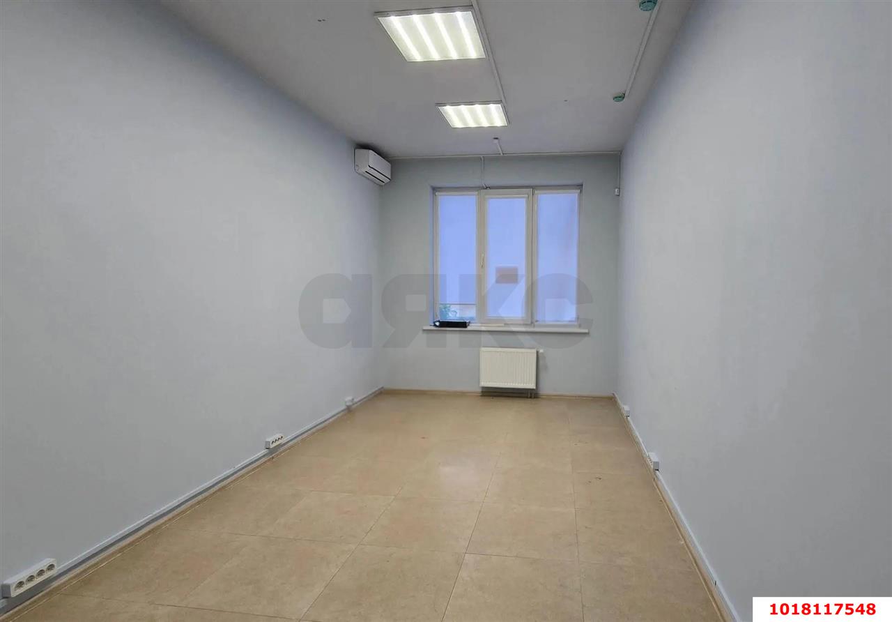 Фото №8: Торговое помещение 80&nbsp;м², 1/23&nbsp;эт. - Краснодар, Центральный внутригородской округ, Черёмушки, мкр. ЖК Солнечный Остров, ул. Ставропольская, 336/6