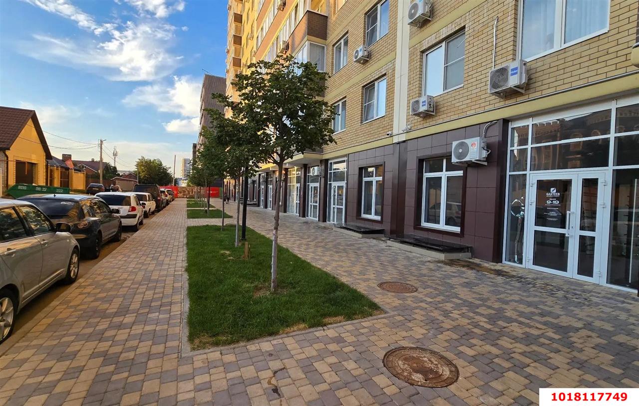 Фото №3: Торговое помещение 61&nbsp;м², 1/24&nbsp;эт. - Краснодар, Прикубанский внутригородской округ, мкр. жилой комплекс Свобода, ул. Домбайская, 55к8