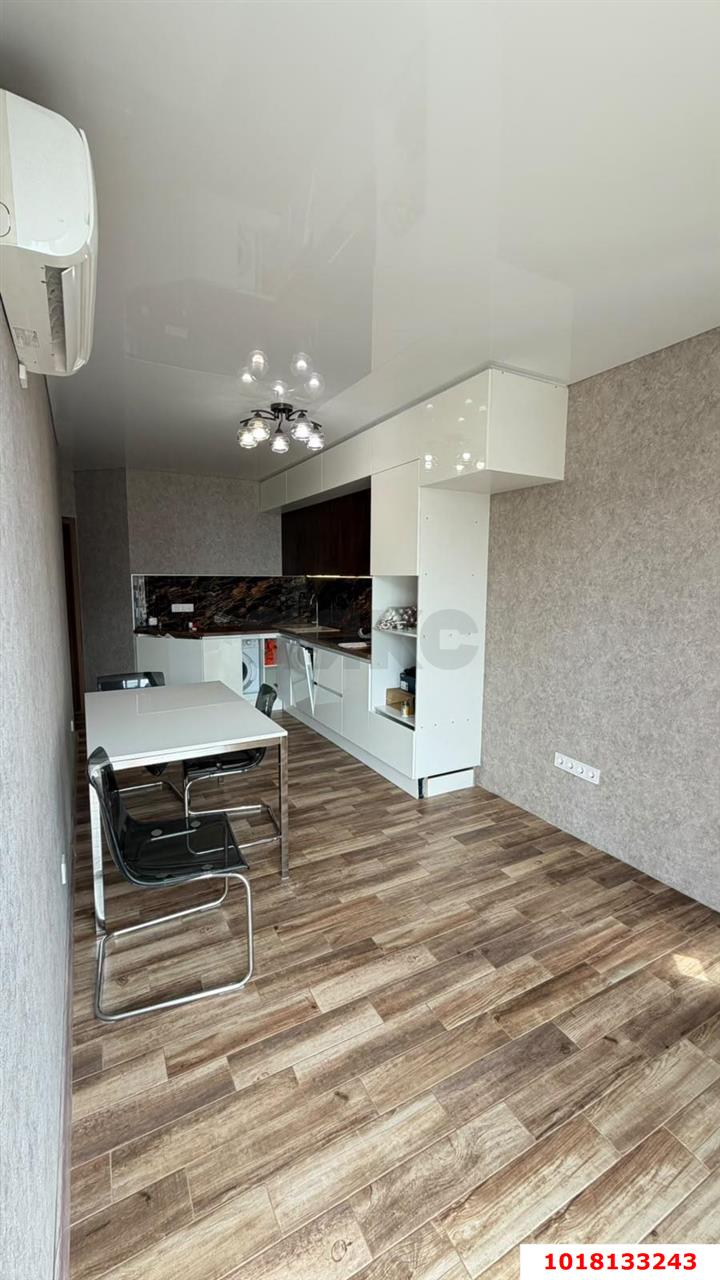 Фото №5: 1-комнатная квартира 46&nbsp;м², 16/17&nbsp;эт. - Краснодар, Прикубанский внутригородской округ, имени Петра Метальникова, мкр. ЖК Времена Года 3, ул. Цезаря Куникова, 24к1