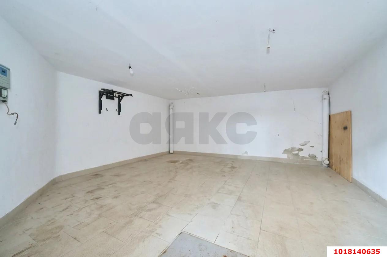 Фото №24: 4-комнатная квартира 144&nbsp;м², 2/6&nbsp;эт. - Краснодар, Карасунский внутригородской округ, мкр. Черёмушки, ул. Селезнёва, 212