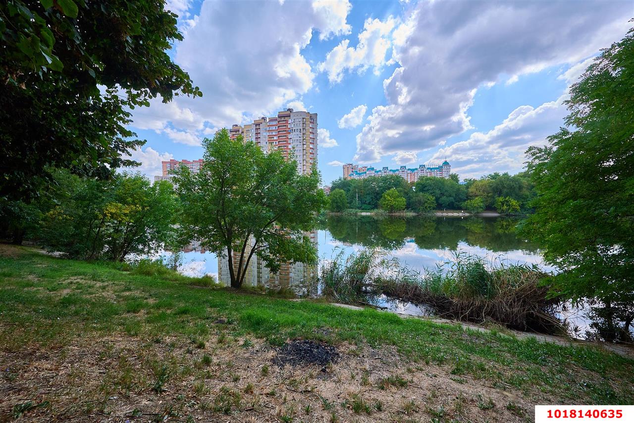 Фото №25: 4-комнатная квартира 144&nbsp;м², 2/6&nbsp;эт. - Краснодар, Карасунский внутригородской округ, мкр. Черёмушки, ул. Селезнёва, 212
