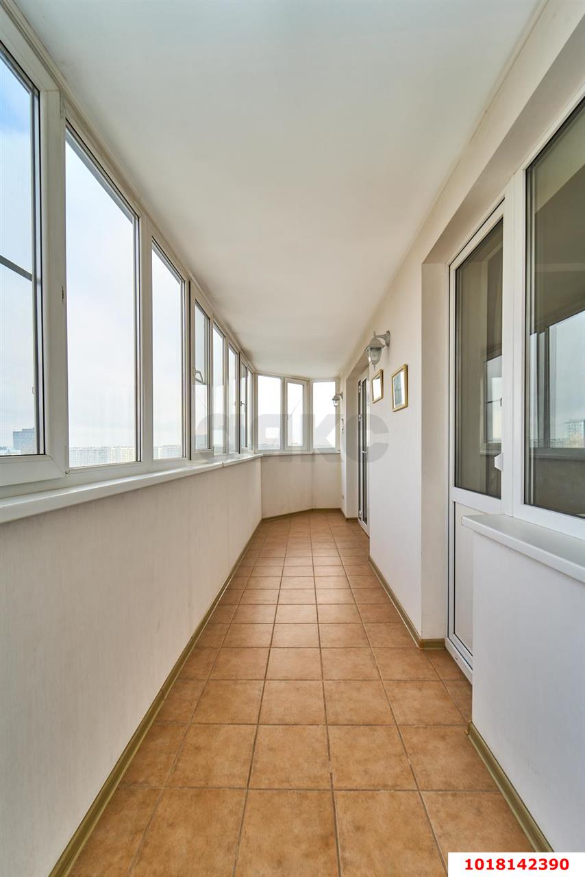 Фото №13: 2-комнатная квартира 90&nbsp;м², 16/16&nbsp;эт. - Краснодар, Прикубанский внутригородской округ, мкр. Завод Измерительных Приборов, ул. Зиповская, 11