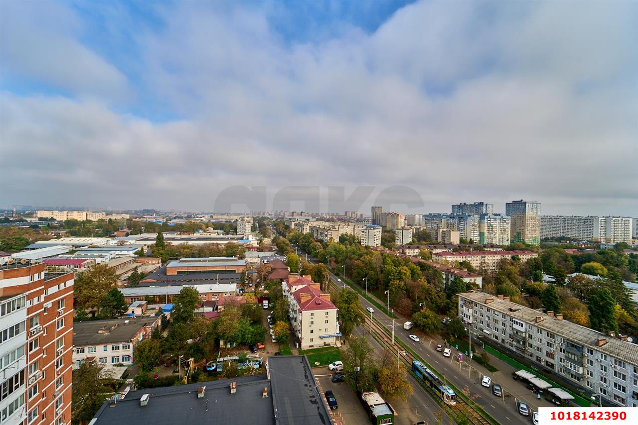 Фото №17: 2-комнатная квартира 90&nbsp;м², 16/16&nbsp;эт. - Краснодар, Прикубанский внутригородской округ, мкр. Завод Измерительных Приборов, ул. Зиповская, 11