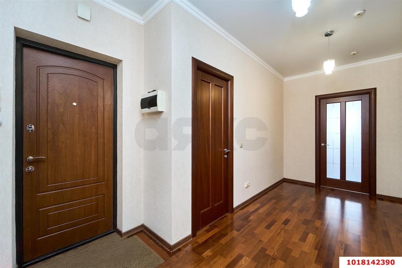Фото №10: 2-комнатная квартира 90&nbsp;м², 16/16&nbsp;эт. - Краснодар, Прикубанский внутригородской округ, мкр. Завод Измерительных Приборов, ул. Зиповская, 11