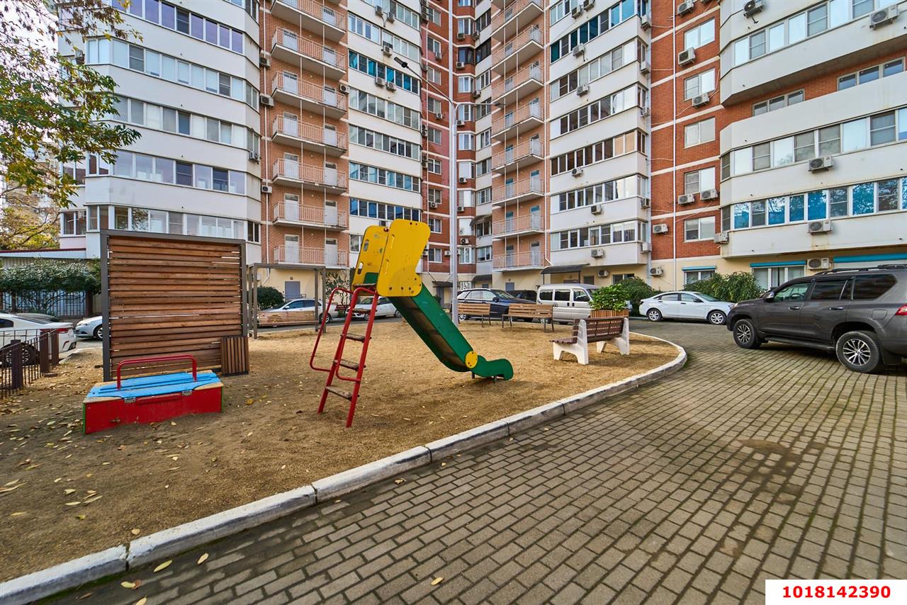 Фото №19: 2-комнатная квартира 90&nbsp;м², 16/16&nbsp;эт. - Краснодар, Прикубанский внутригородской округ, мкр. Завод Измерительных Приборов, ул. Зиповская, 11