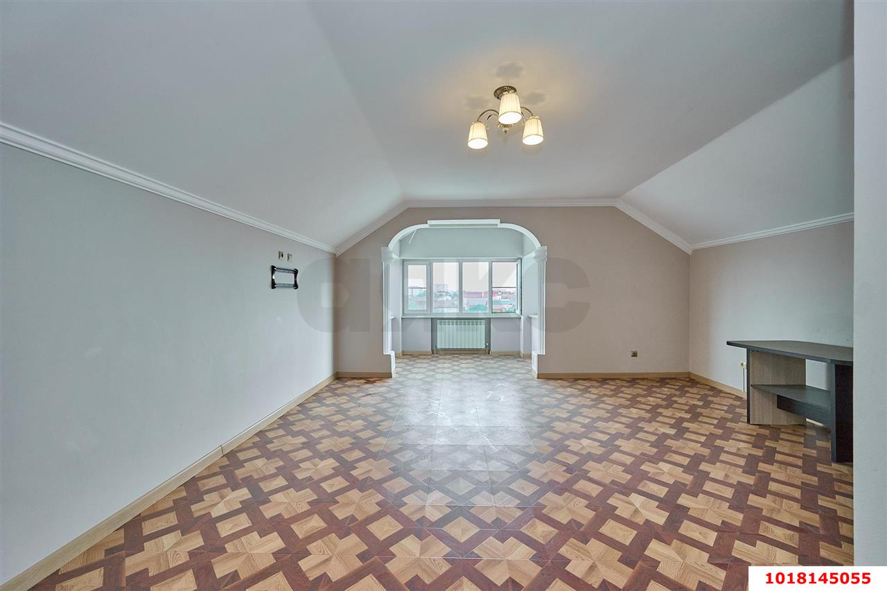 Фото №26: Отдельное здание 470&nbsp;м², 4/4&nbsp;эт. - Краснодар, Центральный внутригородской округ, мкр. Дубинка, ул. Черноморская, 47