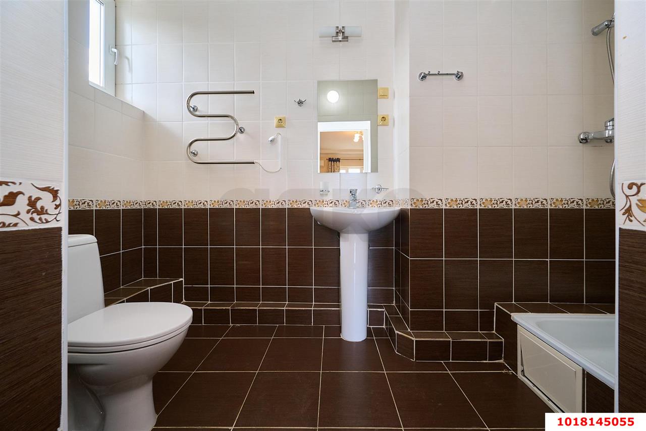 Фото №23: Отдельное здание 470&nbsp;м², 4/4&nbsp;эт. - Краснодар, Центральный внутригородской округ, мкр. Дубинка, ул. Черноморская, 47