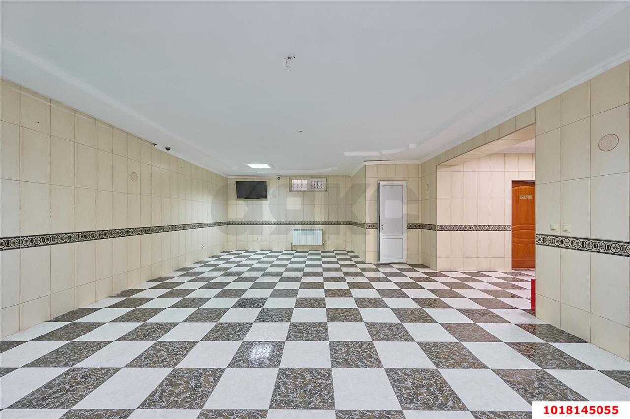 Фото №27: Отдельное здание 470&nbsp;м², 4/4&nbsp;эт. - Краснодар, Центральный внутригородской округ, мкр. Дубинка, ул. Черноморская, 47