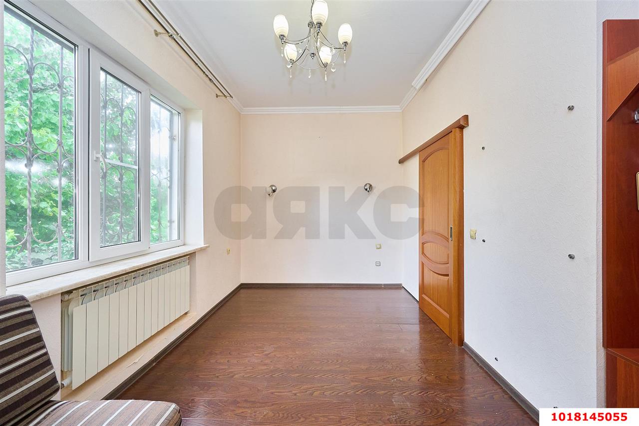 Фото №12: Отдельное здание 470&nbsp;м², 4/4&nbsp;эт. - Краснодар, Центральный внутригородской округ, мкр. Дубинка, ул. Черноморская, 47
