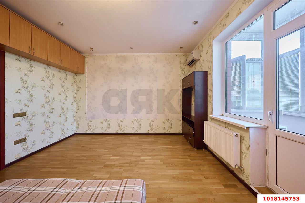Фото №3: 1-комнатная квартира 40&nbsp;м², 2/4&nbsp;эт. - Краснодар, Западный внутригородской округ, мкр. Сельскохозяйственный Институт, ул. Минская, 91