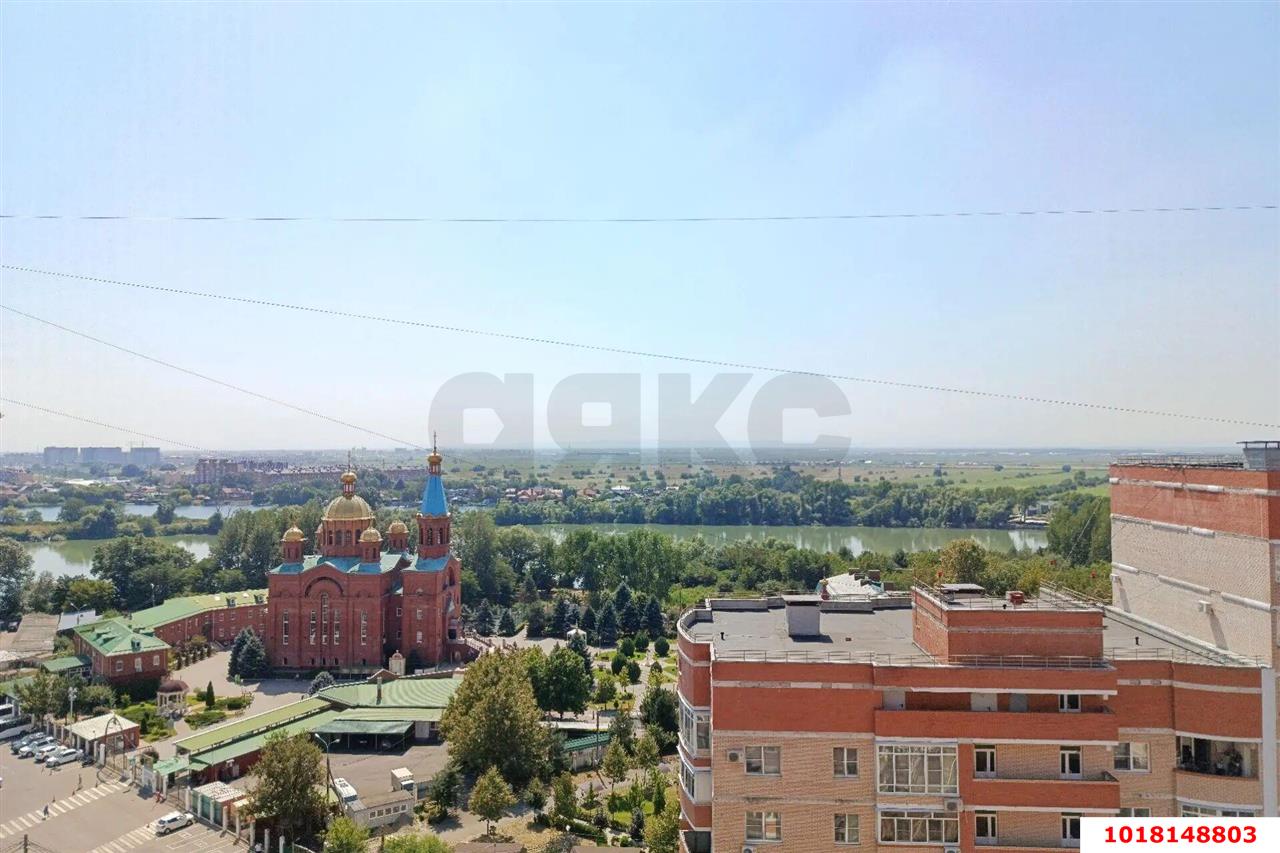 Фото №9: 3-комнатная квартира 80&nbsp;м², 14/16&nbsp;эт. - Краснодар, Западный внутригородской округ, мкр. Юбилейный, ул. 70-летия Октября, 1/4