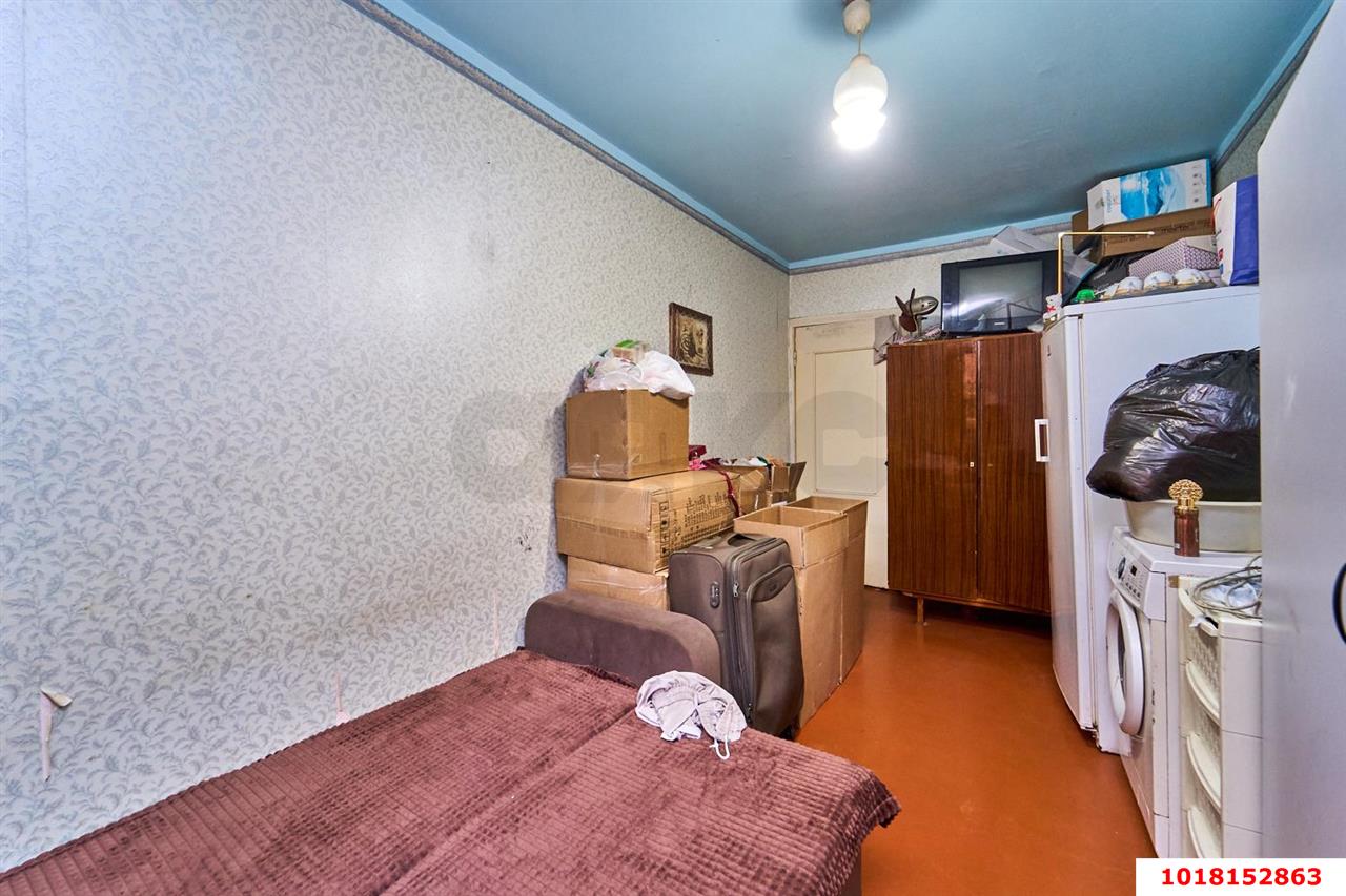 Фото №6: 3-комнатная квартира 58&nbsp;м², 1/5&nbsp;эт. - Краснодар, Центральный внутригородской округ, мкр. Черёмушки, ул. Айвазовского, 118
