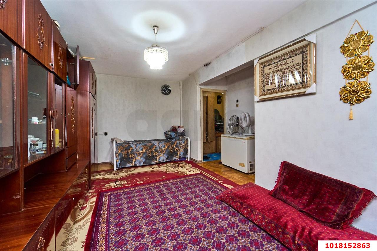 Фото №7: 3-комнатная квартира 58&nbsp;м², 1/5&nbsp;эт. - Краснодар, Центральный внутригородской округ, мкр. Черёмушки, ул. Айвазовского, 118