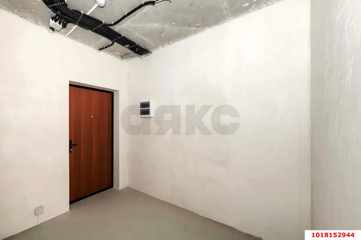 Фото №12: 3-комнатная квартира 110&nbsp;м², 3/12&nbsp;эт. - Краснодар, Прикубанский внутригородской округ, мкр. 2-я Площадка, ул. Ветеранов, 85
