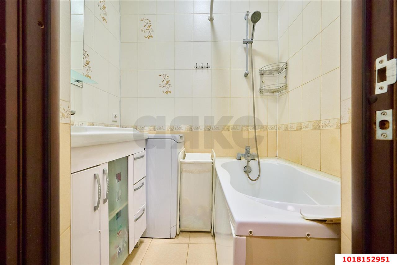 Фото №13: 1-комнатная квартира 40&nbsp;м², 4/5&nbsp;эт. - Краснодар, Прикубанский внутригородской округ, мкр. Музыкальный, пер. Шаляпина, 6