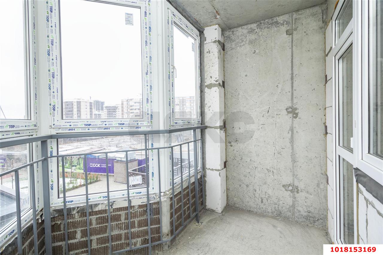Фото №12: 3-комнатная квартира 110&nbsp;м², 2/12&nbsp;эт. - Краснодар, Прикубанский внутригородской округ, мкр. 2-я Площадка, ул. Ветеранов, 85