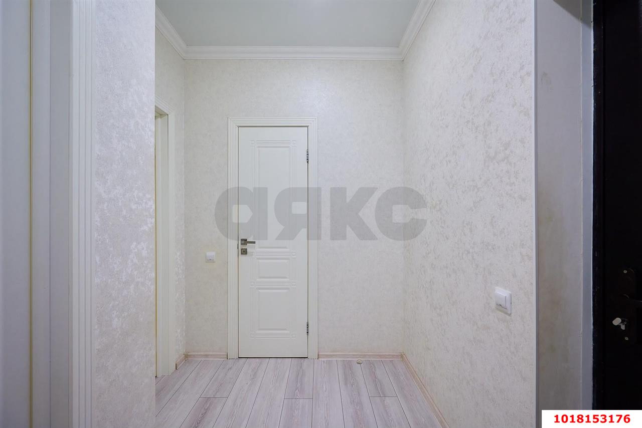 Фото №11: 1-комнатная квартира 40&nbsp;м², 8/12&nbsp;эт. - Краснодар, Прикубанский внутригородской округ, мкр. ЖК Красная Площадь, ул. Конгрессная, 21