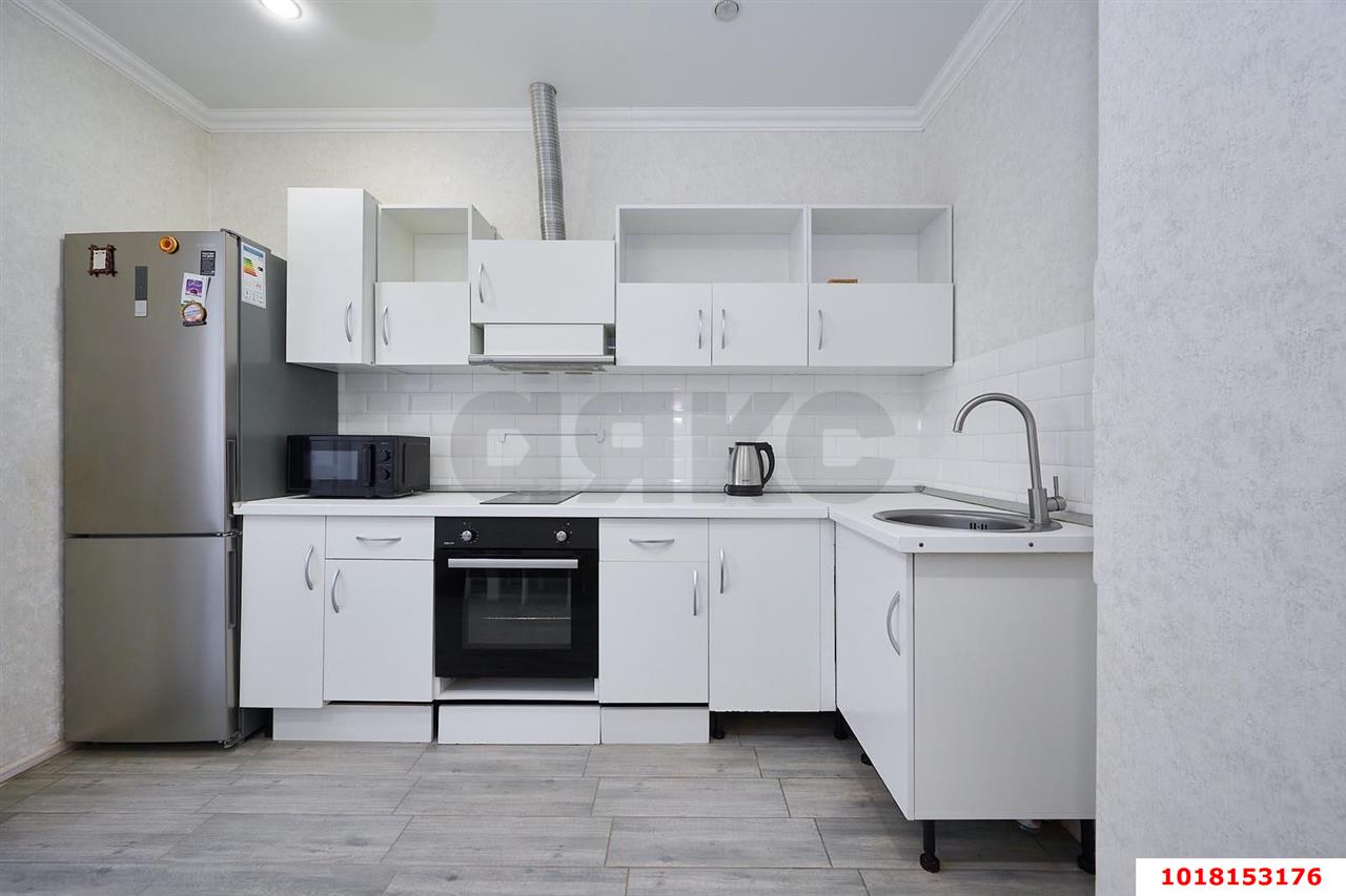Фото №4: 1-комнатная квартира 40&nbsp;м², 8/12&nbsp;эт. - Краснодар, Прикубанский внутригородской округ, мкр. ЖК Красная Площадь, ул. Конгрессная, 21