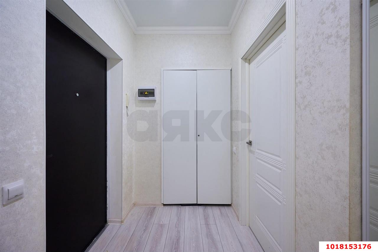 Фото №10: 1-комнатная квартира 40&nbsp;м², 8/12&nbsp;эт. - Краснодар, Прикубанский внутригородской округ, мкр. ЖК Красная Площадь, ул. Конгрессная, 21