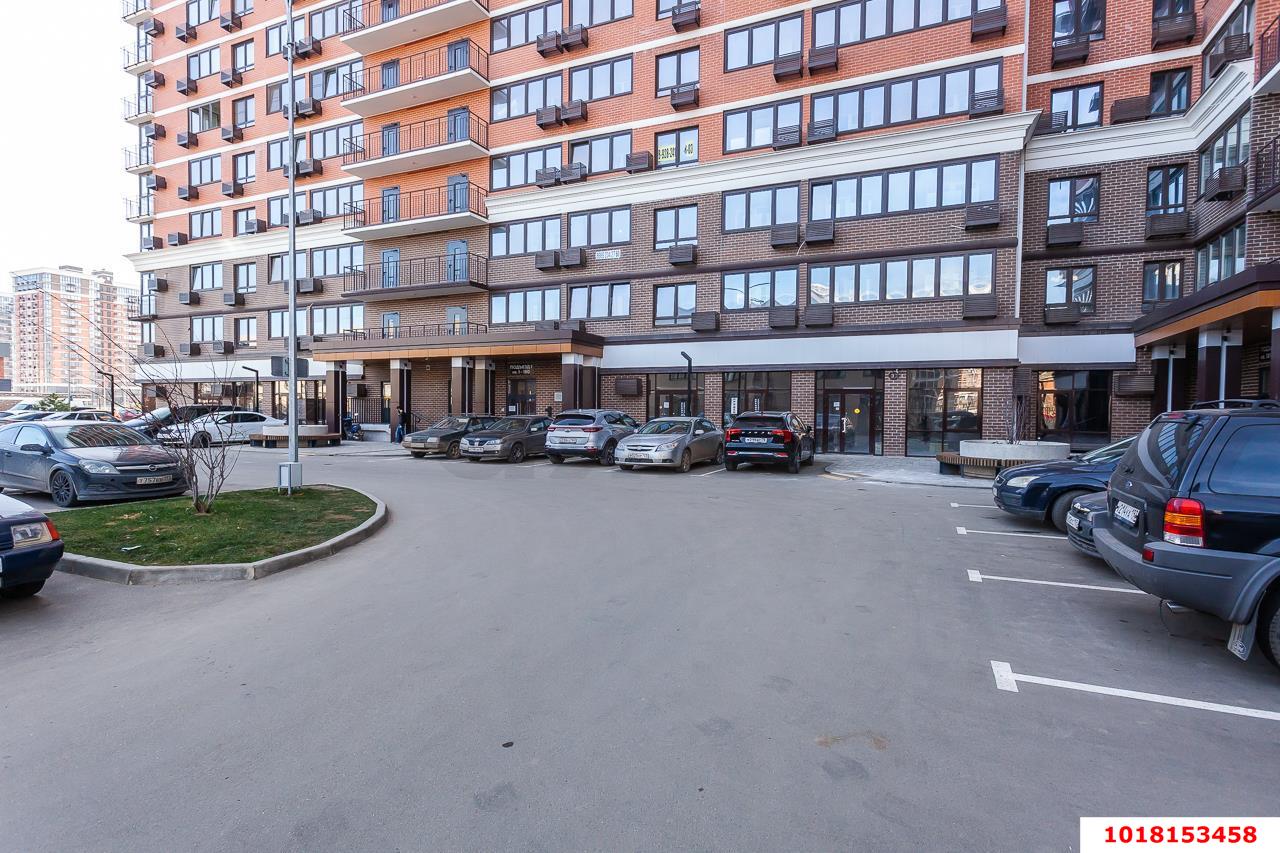 Фото №17: 1-комнатная квартира 50&nbsp;м², 4/16&nbsp;эт. - Краснодар, Прикубанский внутригородской округ, мкр. жилой комплекс Самолёт-5, ул. Ивана Беличенко, 97