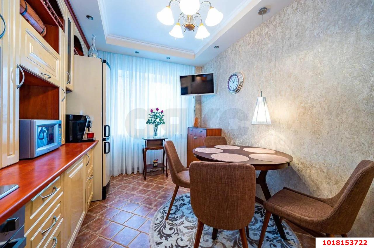 Фото №5: 2-комнатная квартира 71&nbsp;м², 1/9&nbsp;эт. - Краснодар, Западный внутригородской округ, мкр. Фестивальный, ул. Гаражная, 81/2