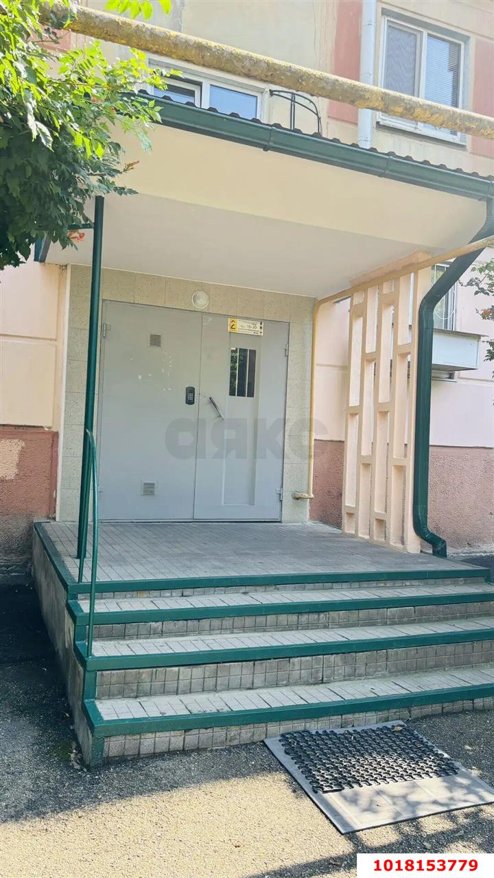 Фото №9: 2-комнатная квартира 50&nbsp;м², 3/5&nbsp;эт. - Краснодар, Карасунский внутригородской округ, мкр. Черёмушки, ул. Селезнёва, 90