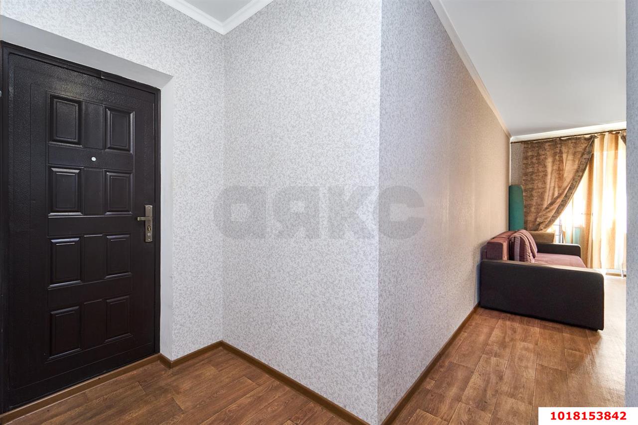 Фото №2: Студия 28&nbsp;м², 2/6&nbsp;эт. - Краснодар, мкр. Прикубанский внутригородской округ, ул. Калужская, 20