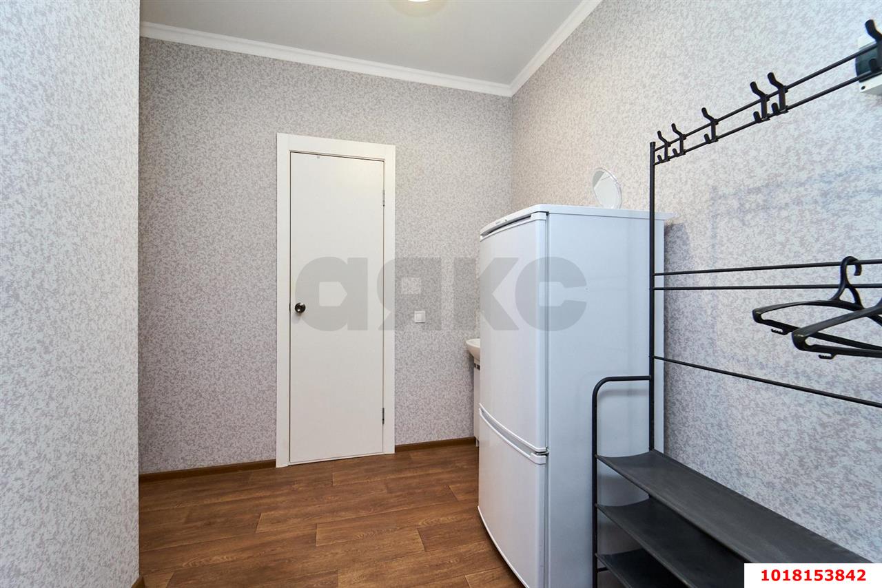 Фото №3: Студия 28&nbsp;м², 2/6&nbsp;эт. - Краснодар, мкр. Прикубанский внутригородской округ, ул. Калужская, 20