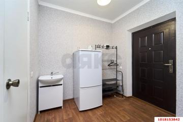 Фото №1: Студия 25&nbsp;м², 2/6&nbsp;эт. - Краснодар, мкр. Прикубанский внутригородской округ, ул. Калужская, 20