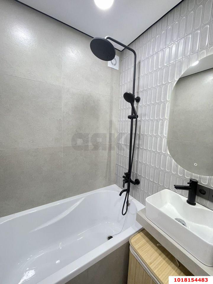 Фото №10: 2-комнатная квартира 44&nbsp;м², 3/5&nbsp;эт. - Краснодар, Центральный внутригородской округ, мкр. Черёмушки, ул. Старокубанская, 103