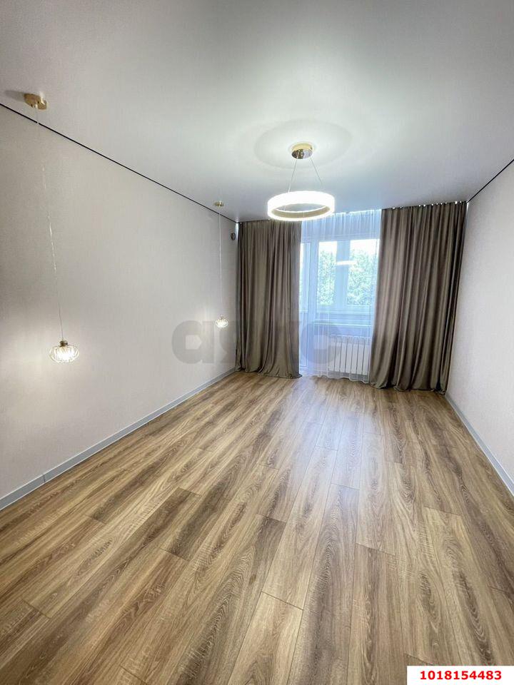 Фото №3: 2-комнатная квартира 44&nbsp;м², 3/5&nbsp;эт. - Краснодар, Центральный внутригородской округ, мкр. Черёмушки, ул. Старокубанская, 103