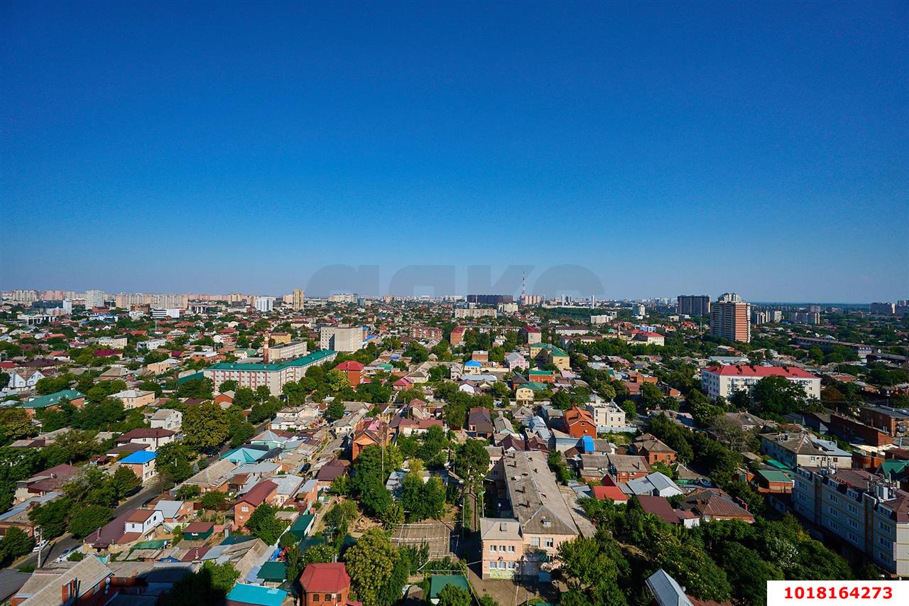 Фото №1: 1-комнатная квартира 54&nbsp;м², 20/24&nbsp;эт. - Краснодар, Центральный внутригородской округ, мкр. Центральный, ул. Митрофана Седина, 131