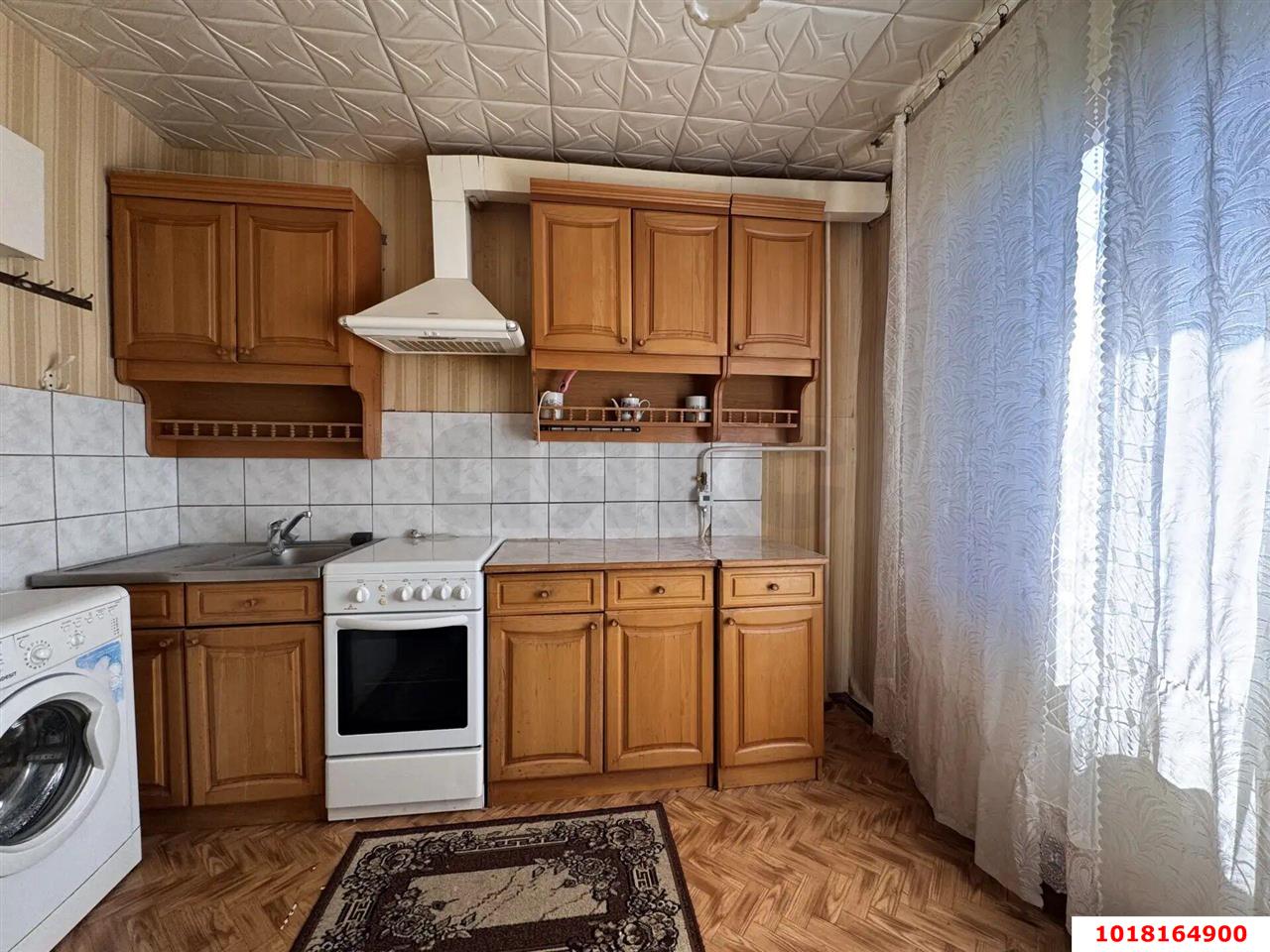 Фото №2: 1-комнатная квартира 36&nbsp;м², 4/10&nbsp;эт. - Краснодар, Прикубанский внутригородской округ, Отделение № 1 совхоза Солнечный, мкр. Фестивальный, ул. Яна Полуяна, 4