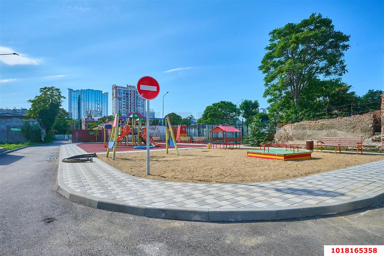 Фото №5: 3-комнатная квартира 94&nbsp;м², 21/24&nbsp;эт. - Краснодар, Центральный внутригородской округ, мкр. Центральный, ул. Митрофана Седина, 131