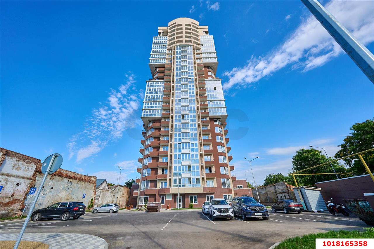 Фото №2: 3-комнатная квартира 94&nbsp;м², 21/24&nbsp;эт. - Краснодар, Центральный внутригородской округ, мкр. Центральный, ул. Митрофана Седина, 131