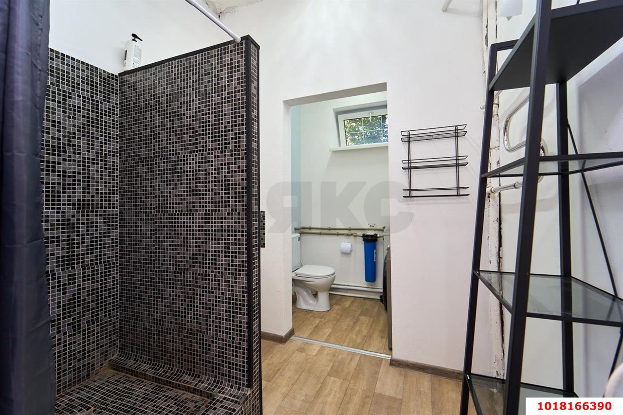 Фото №23: Дом 160&nbsp;м² + 2&nbsp;сот., 2&nbsp;эт. - Краснодар, Прикубанский внутригородской округ, мкр. 2-я Площадка, ул. Взлётная, 1/2