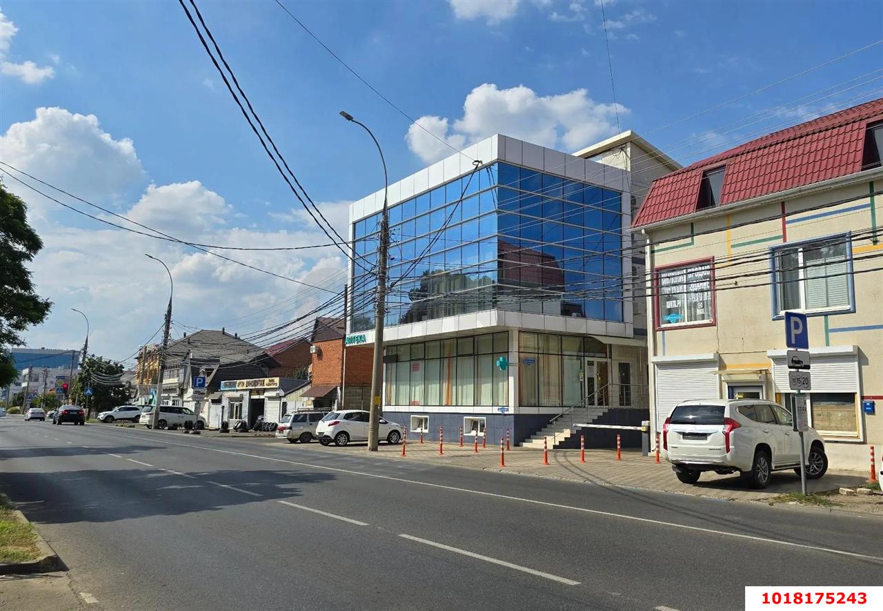 Фото №2: Офисное помещение 38&nbsp;м², 2/3&nbsp;эт. - Краснодар, Западный внутригородской округ, мкр. Фестивальный, ул. Бабушкина, 175