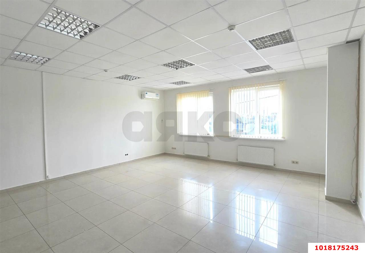 Фото №6: Офисное помещение 38&nbsp;м², 2/3&nbsp;эт. - Краснодар, Западный внутригородской округ, мкр. Фестивальный, ул. Бабушкина, 175