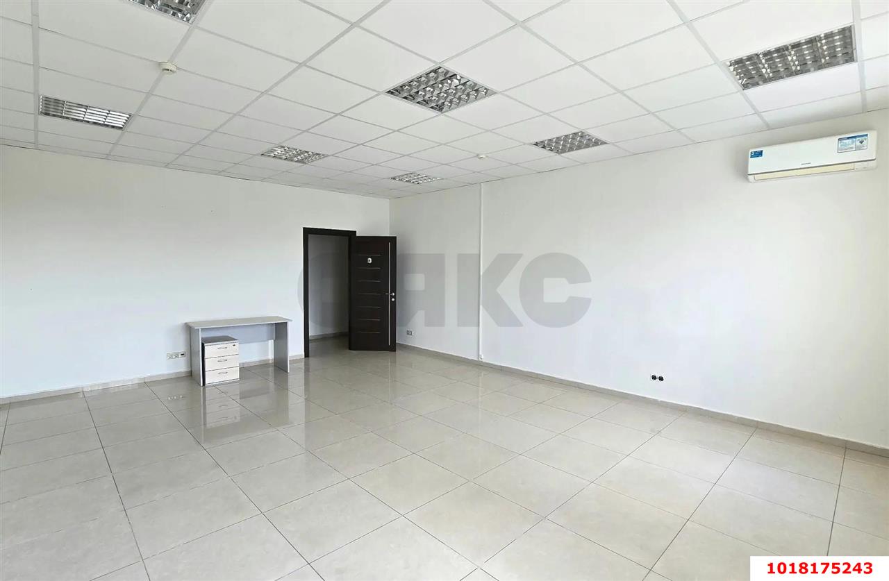 Фото №7: Офисное помещение 38&nbsp;м², 2/3&nbsp;эт. - Краснодар, Западный внутригородской округ, мкр. Фестивальный, ул. Бабушкина, 175