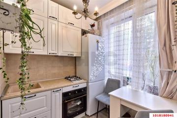 Фото №1: 1-комнатная квартира 29&nbsp;м², 2/2&nbsp;эт. - Краснодар, мкр. Западный внутригородской округ, ул. Красных Партизан, 571
