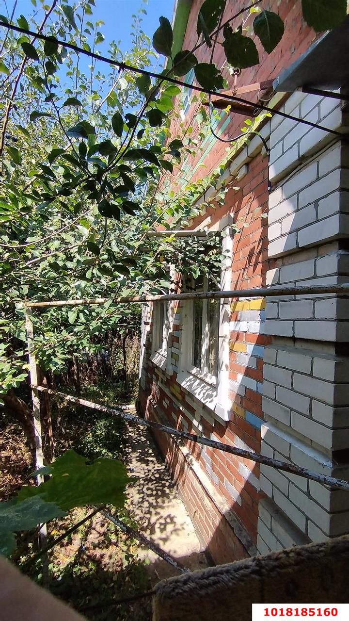 Фото №4: Дом 38&nbsp;м² + 8&nbsp;сот., 2&nbsp;эт. - Железнодорожник, мкр. Карасунский внутригородской округ, ул. Фиалковая